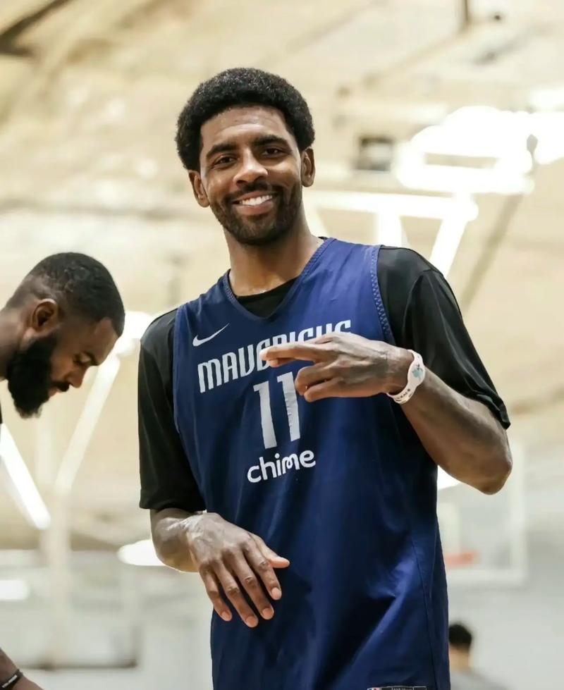 有奖金，“苏超”南京队征集2026赛季队徽、队歌、口号（“苏超”南京队启动2026赛季队徽、队歌、口号征集，设立奖金）