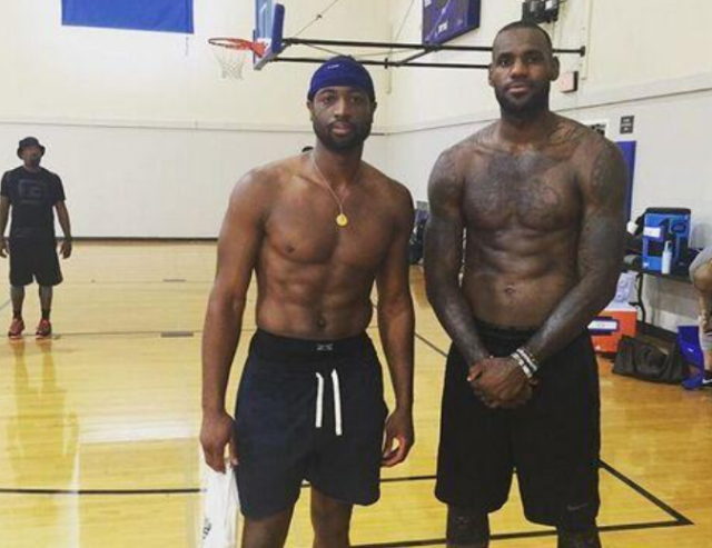 听说在东北上学可以免费学滑冰！有点心动（去东北上学还能免费学滑冰，我有点动心）