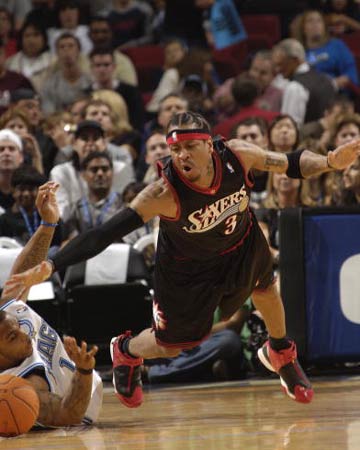 伊萨奇巴希主场1-3负瓦基弗！（瓦基弗客场3-1击败伊萨奇巴希）