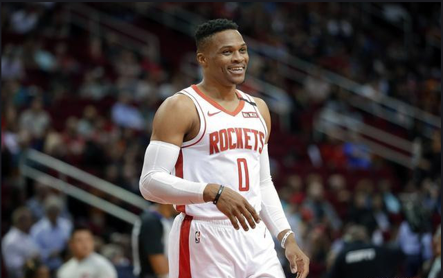 巴西队在阿森纳基地训练，安切洛蒂与阿尔特塔会面并合影（巴西队赴阿森纳基地训练，安切洛蒂与阿尔特塔相会合影）