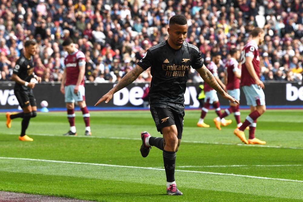 欧协联积分榜：斯特拉斯堡领跑，水晶宫距前8仅1分（欧协联积分形势：斯特拉斯堡领衔，水晶宫距前八仅差1分）