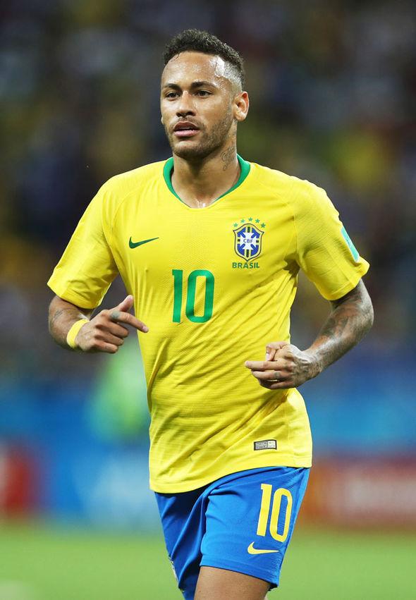 瑞天空：小维阿团队不理解科莫利为何拒绝马赛的报价（瑞天空：小维阿团队对科莫利拒绝马赛报价感到困惑）