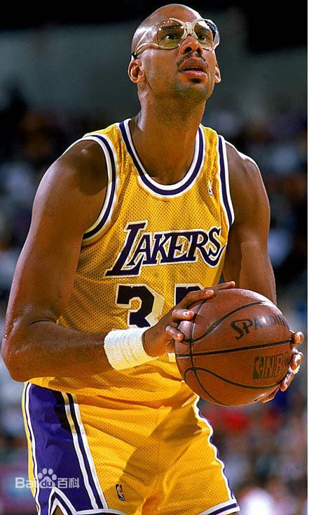 埃尔纳内斯：并非所有手球或者手臂触球都是点球，规则需要改（埃尔纳内斯：手球未必该判点球，相关规则应调整）