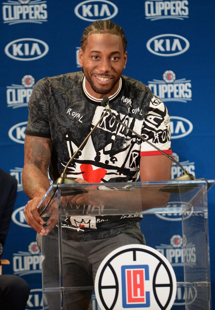 亚冠精英联赛积分榜：中超3队5轮过后齐聚倒三，海港1分垫底（亚冠精英联赛第五轮后积分榜：中超三队包揽后三位，海港仅1分垫底）