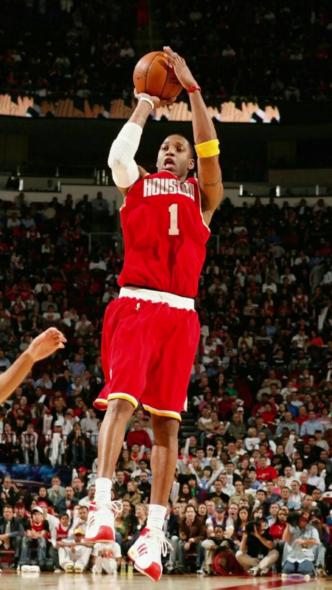 库蒂尼奥为小儿子庆祝生日，一家人身穿他效力过球队的球衣（库蒂尼奥为幼子庆生，全家穿上他昔日效力球队的球衣）