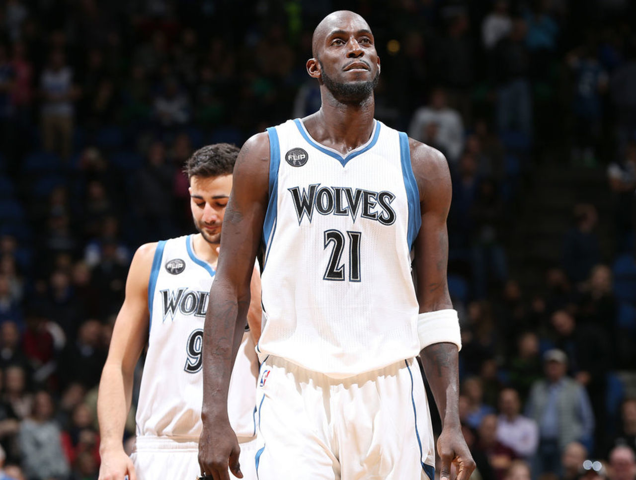 连输埃因霍温、本菲卡，那不勒斯队史首次遭遇欧冠客场连败（欧冠客场先后负于埃因霍温、本菲卡 那不勒斯队史首度遭遇连败）