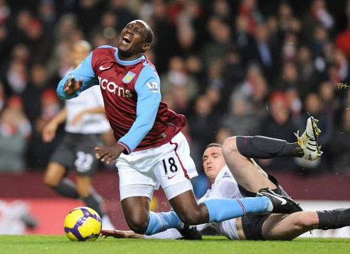 半场战报：莱切2-0都灵，班达建功，拉萨纳-库利巴利破门（半场速报：莱切2比0领先都灵，班达与拉萨纳-库利巴利相继破门）