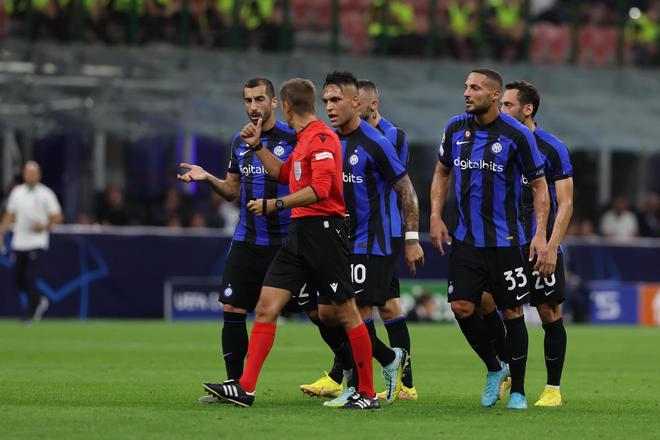 若昂-佩德罗：我们今天表现确实不够好，目标进前八不会变（若昂-佩德罗：坦言今日状态不理想，冲击前八的决心未改）