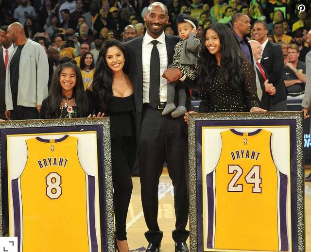 川普狂喜，乡下人乐队将在世界杯抽签仪式结束后表演《YMCA》（世界杯抽签落幕后，乡下人乐队献唱《YMCA》，令川普喜出望外）